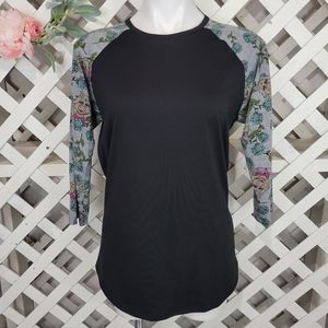 LuLaRoe Randy Tee Shirt Miss Piggy Sleeves Size Medium